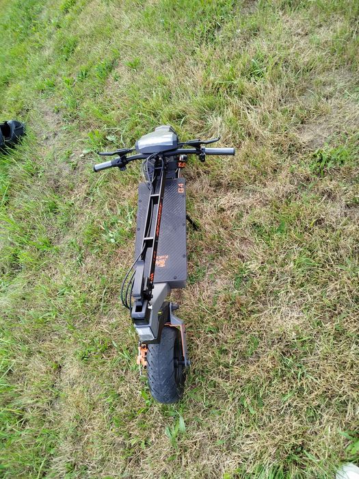 KuKirin G4 v.25 2000W / 20Ah / 75km / 70km/h