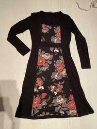 Czarna sukienka 38 w kwiaty Carbone