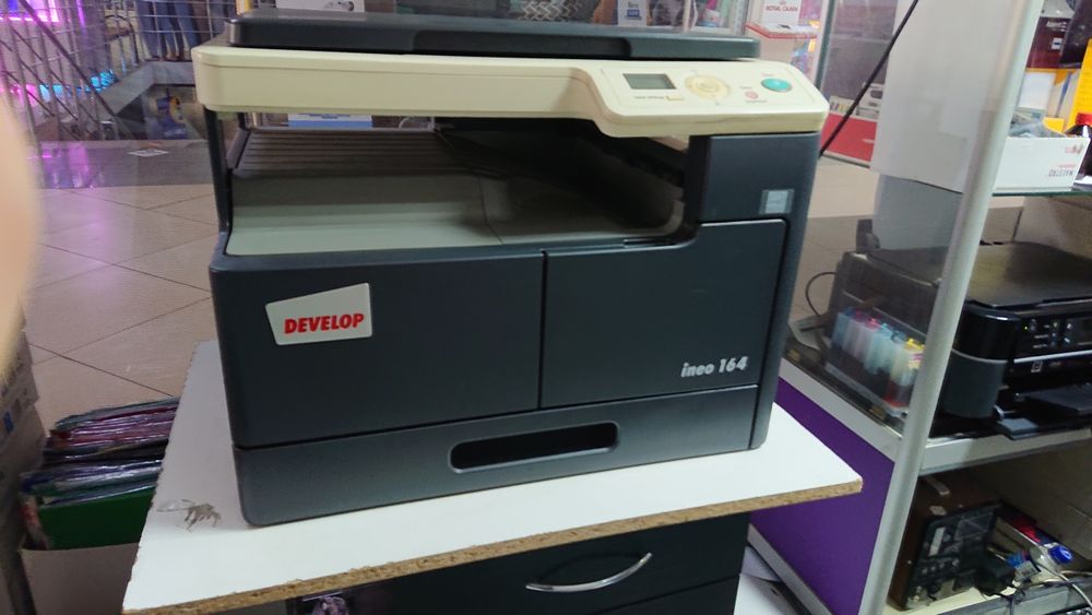 Konica minolta bizhub 164 з дод. лотком та тонером в комплекті