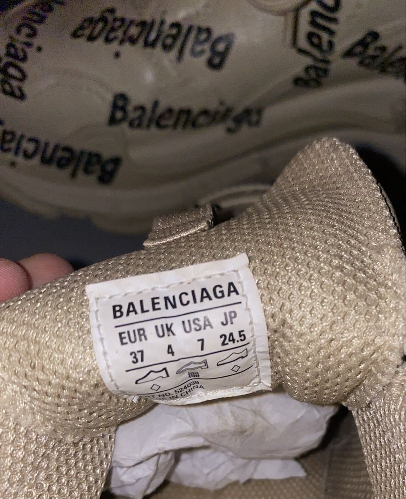 Balenciaga tamanho 37