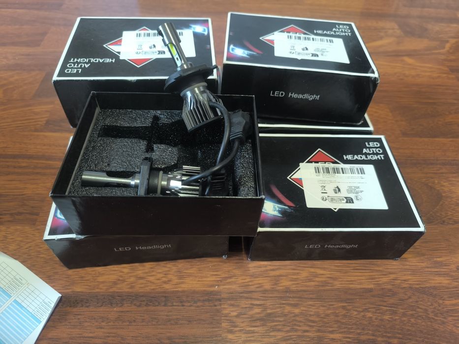 Автомобілі лампи LED H4, H1 40Вт