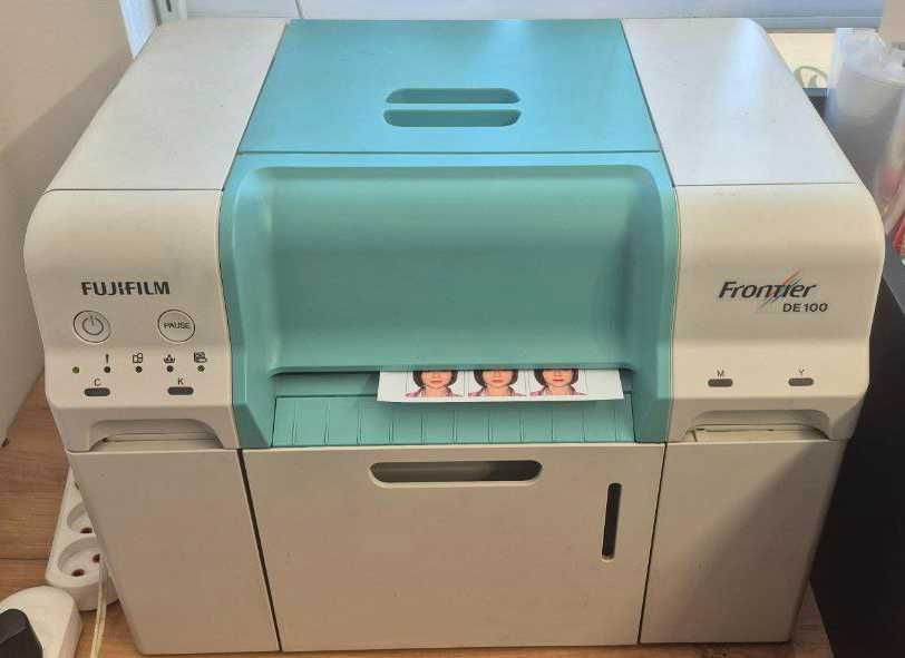 Мініфотолабораторія Fuji frontier DE100