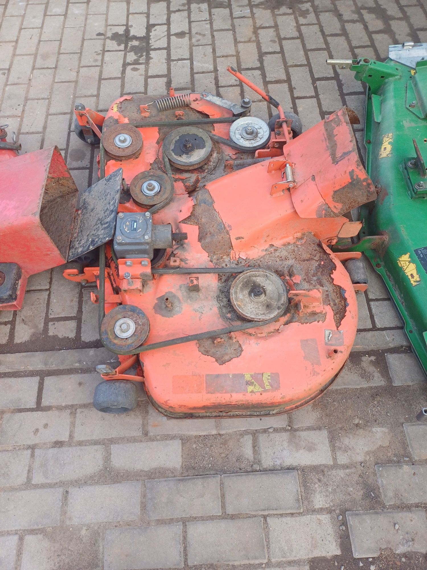 Kosisko agregat tnący castel honda kubota john deere