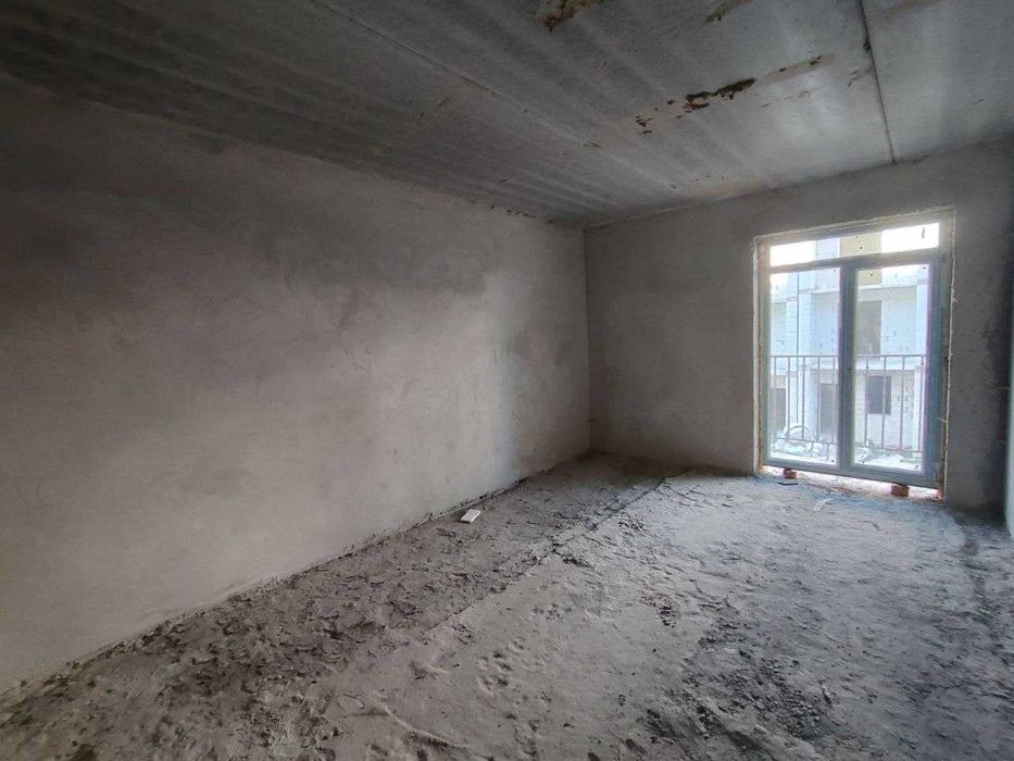 Квартира 2-кім  60 м2. Можна заходити на ремонт