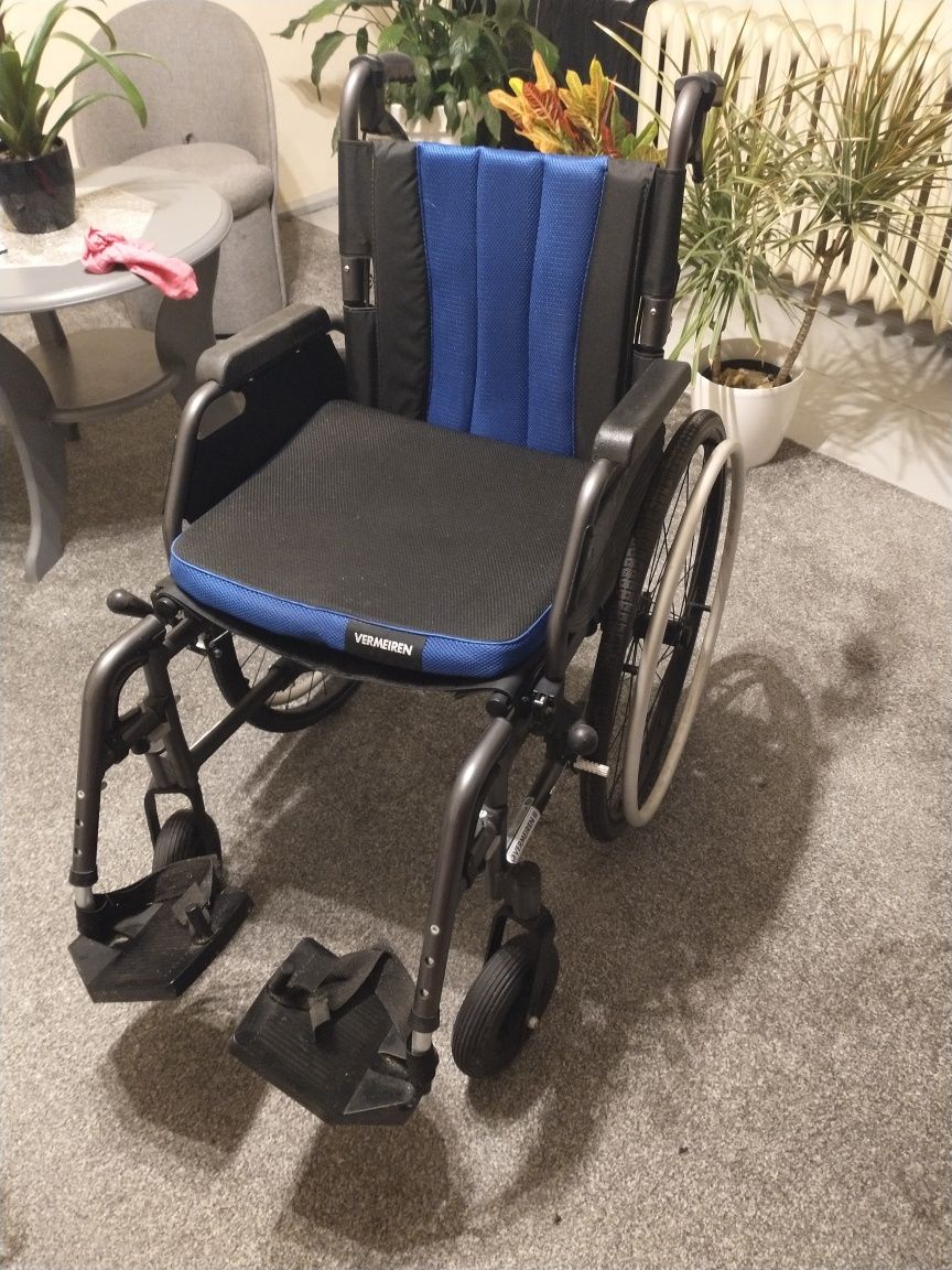 Wózek inwalidzki plus poduszka gratis