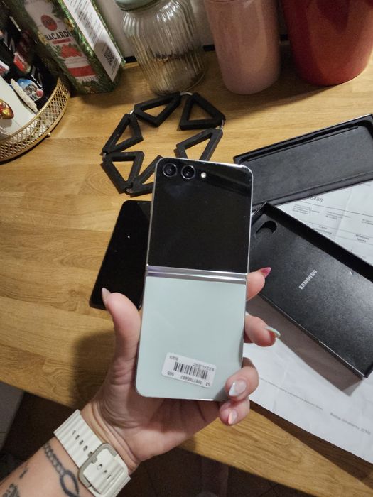 Samsung Galaxy Z Filip5