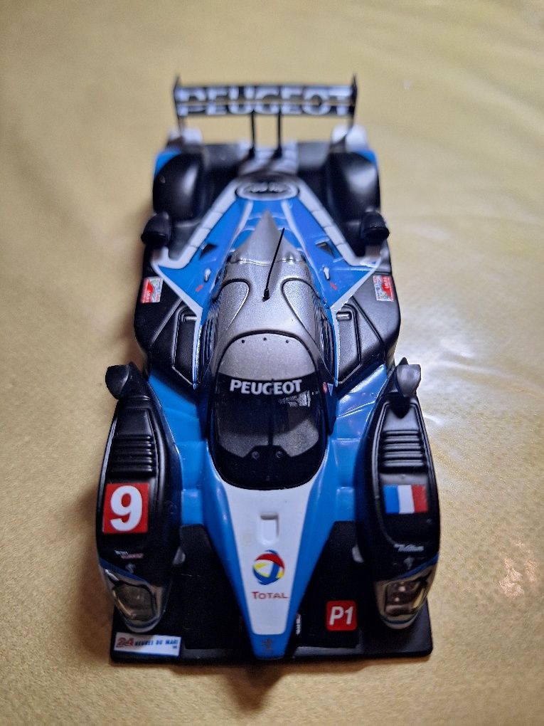 Peugeot 908 1:43