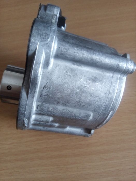 Bomba ou depressor de vácuo Mercedes W204/W205