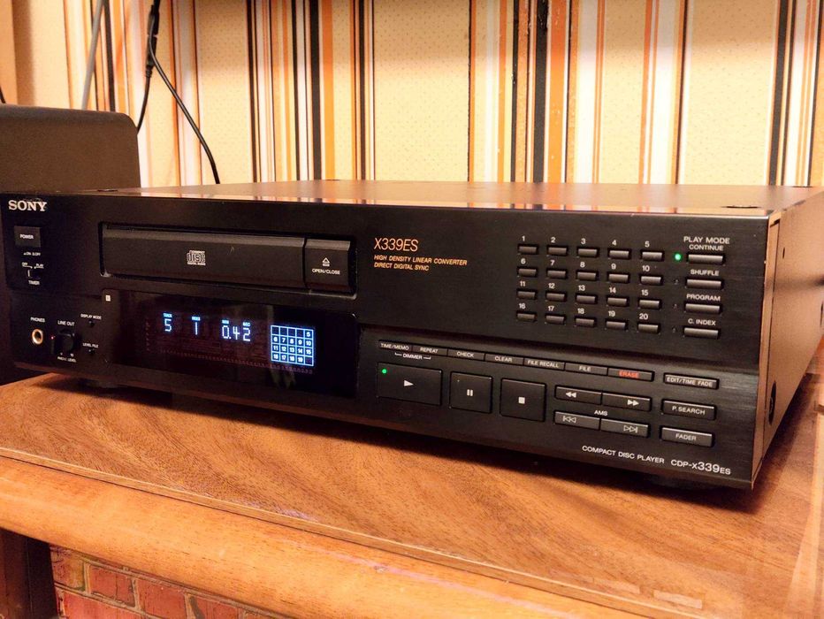 Sony CDP-X339ES проигрыватель CD дисков, видео работы