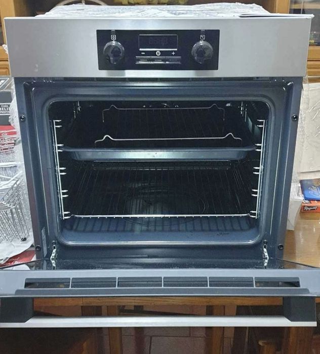 Forno AEG Inox com Aqua Clean 72L