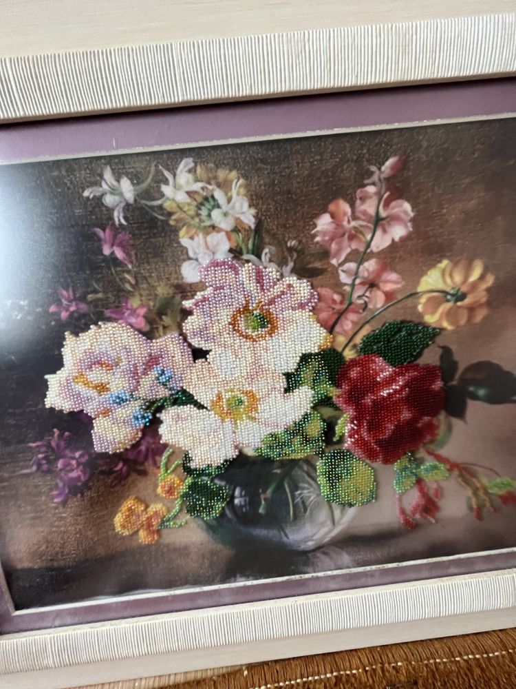 Картина вишита бісером «Ваза с цвнтами», картина бисером