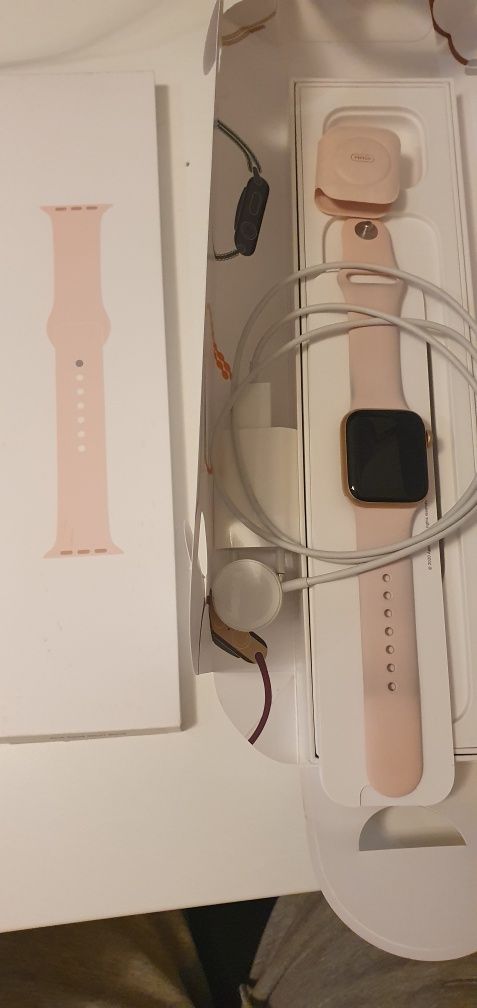 Apple watch series 6 40mm gold alu pink cellular