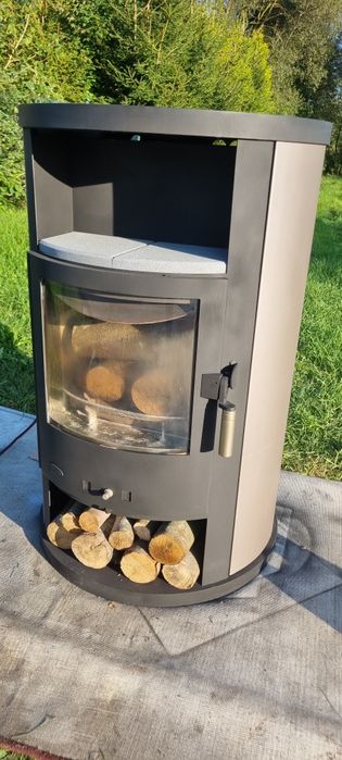 Kominek wolnostojacy.  Piec   Koza.  Zapraszam  !