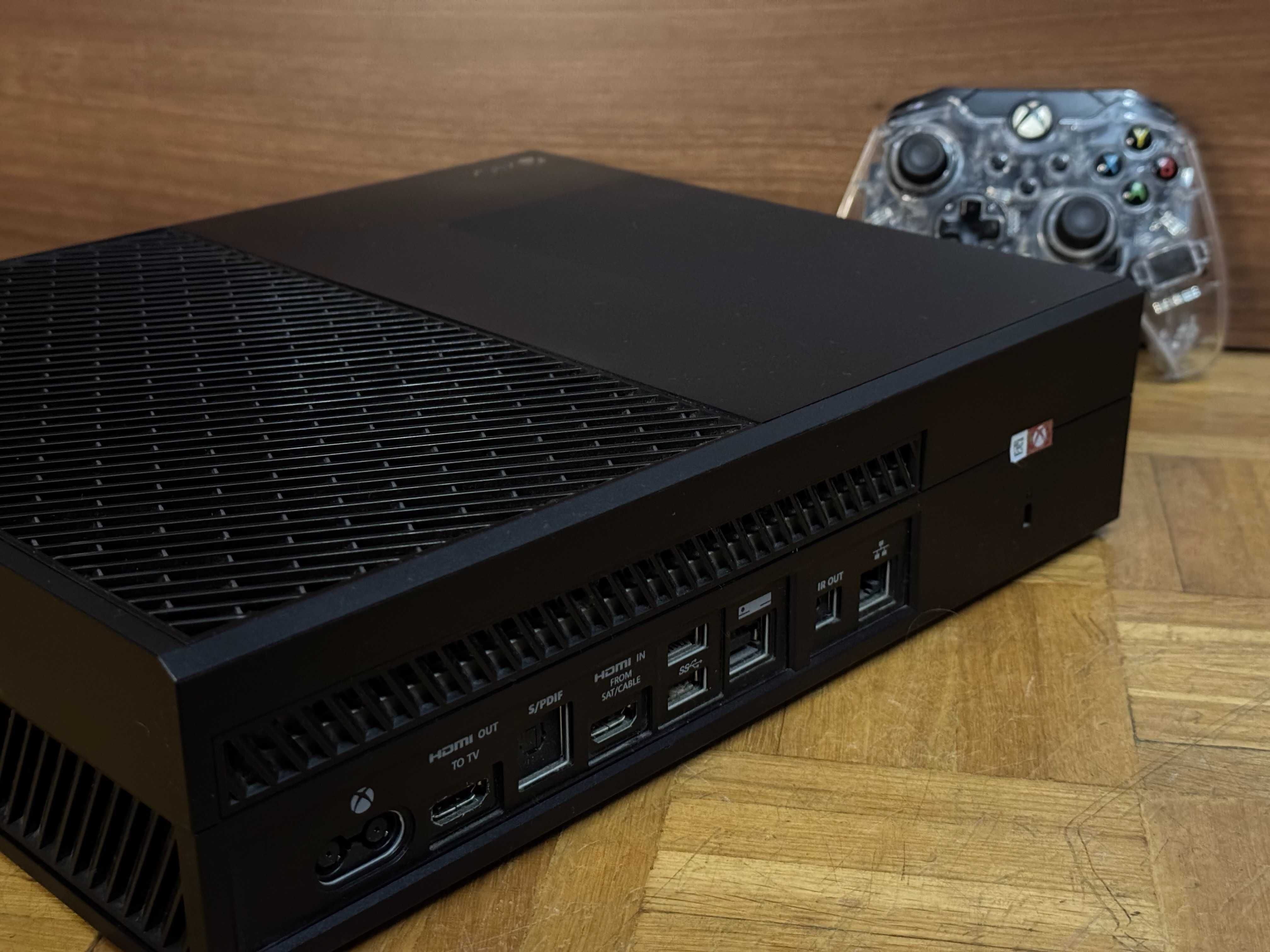 Konsola XBOX ONE 500GB Czarny Black z padem