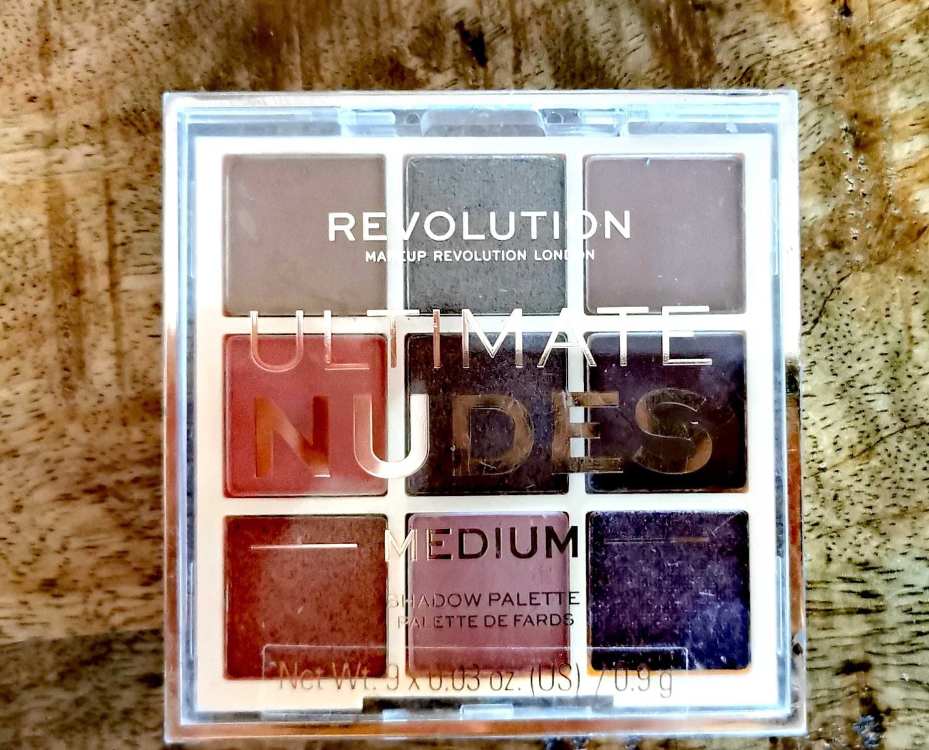 Mało używana paleta cieni Makeup Revolution London Ultimate Nudes