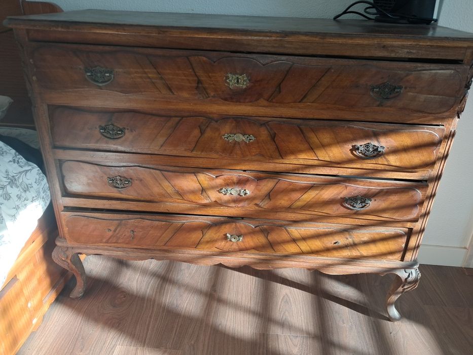 Cómoda com gavetões Usada