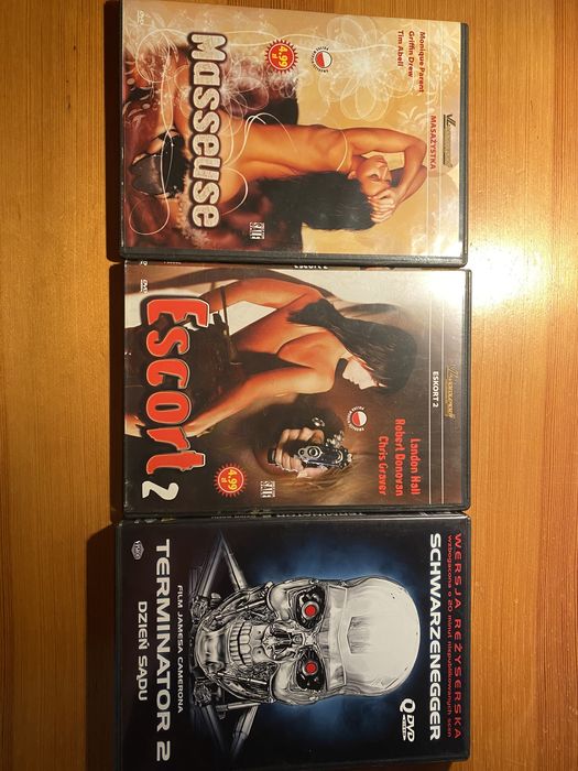 Kolekcja filmów DVD (Terminator 2, Eskort 2, Masażystka, Oprawca)