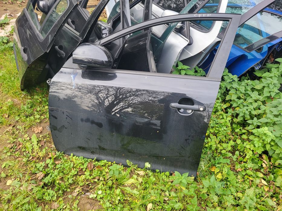 KIA CEED 1  Osprzęt Drzwi Lewe  Tył szyba winda Zamek klamka