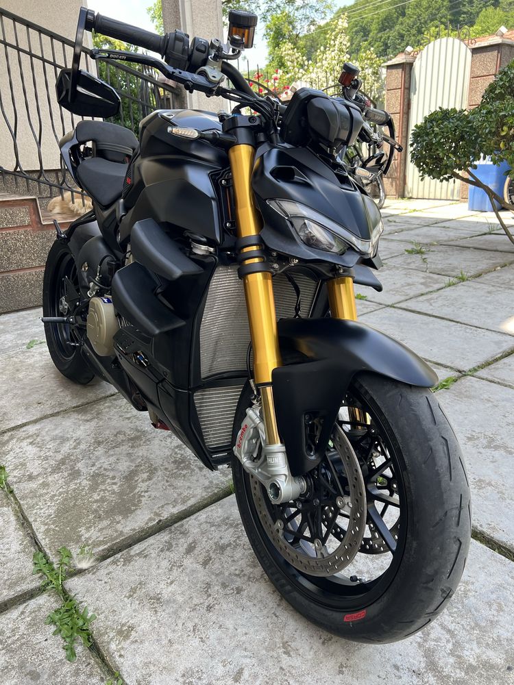 Ducati Streetfighter V4S