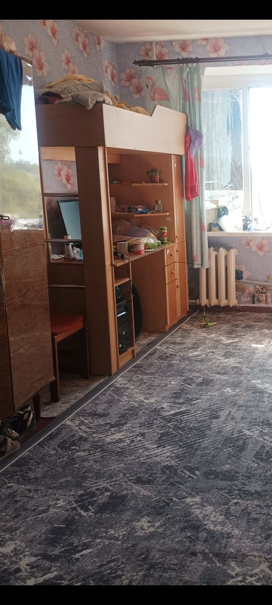 Продам с матрасом и светом