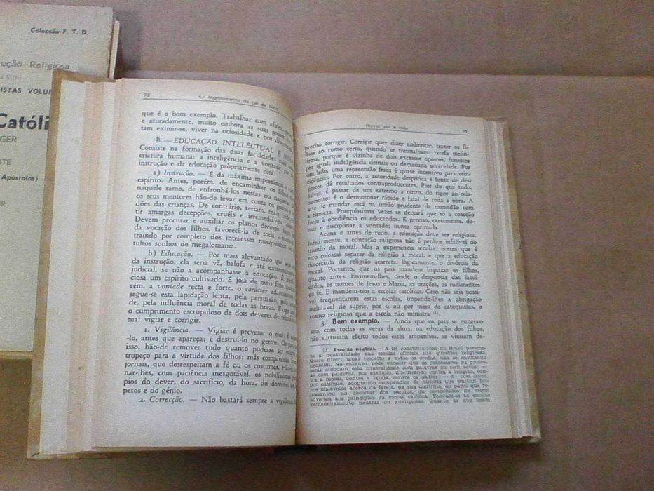 Doutrina Católica - Três partes / volumes