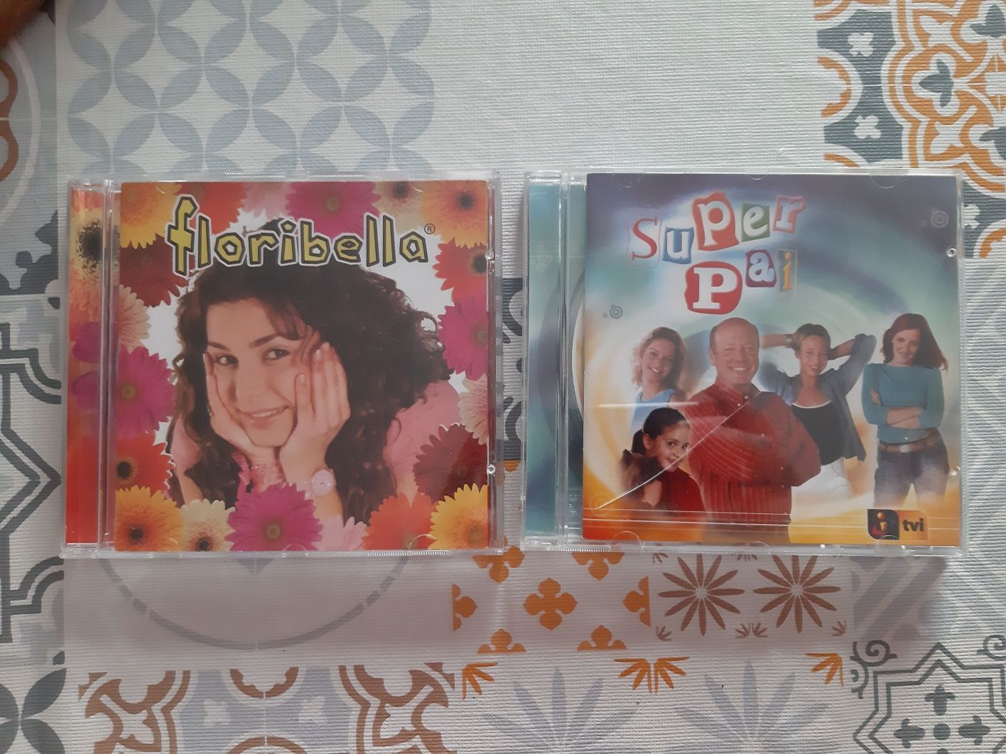 Quaisquer 5 CD áudio por 4€