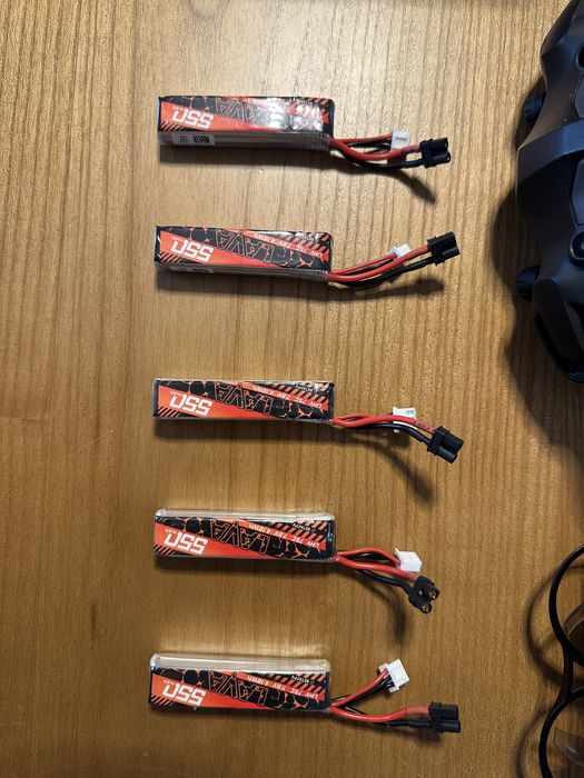 Combo: DJI Goggles 3 - Pavo Femto (o4) - 5 Baterias - Carregador