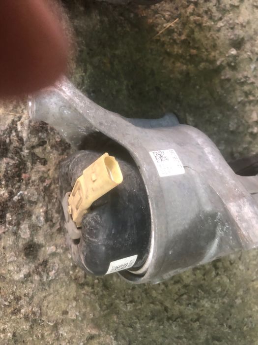 Ауді Подушка двигуна Ауді а4в9 2016 -2020р