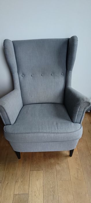 Fotel uszak IKEA Strandmon szary