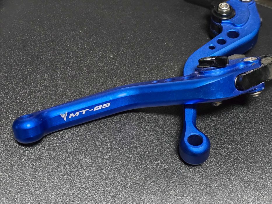 Manetes TRACER MT-09 novas