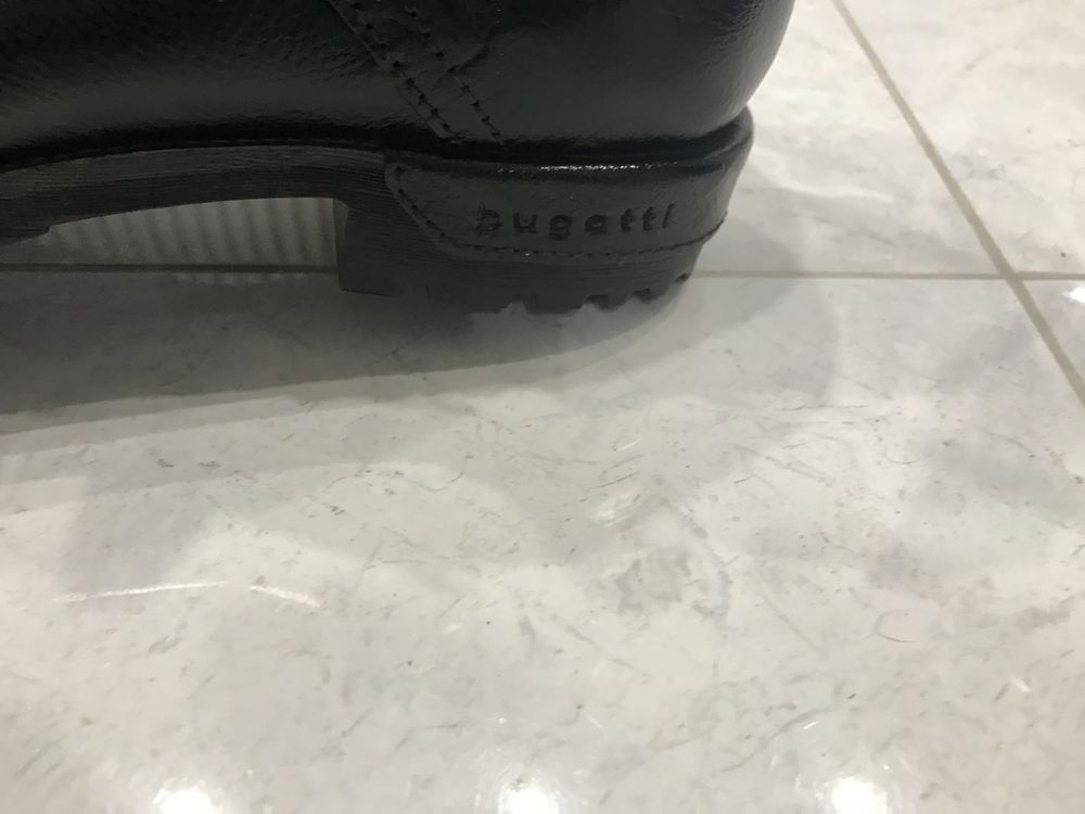 Buty męskie Bugatti stan idealny