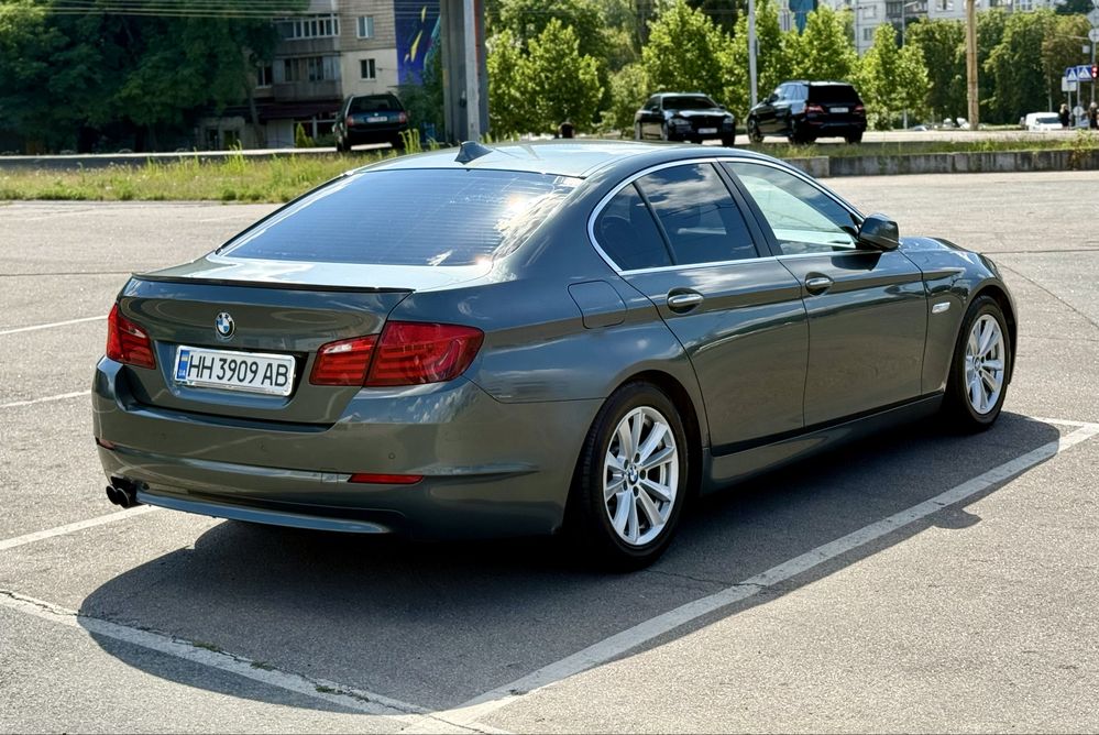 Продам BMW 528 ф10 автомат ZF 2.0 turbo