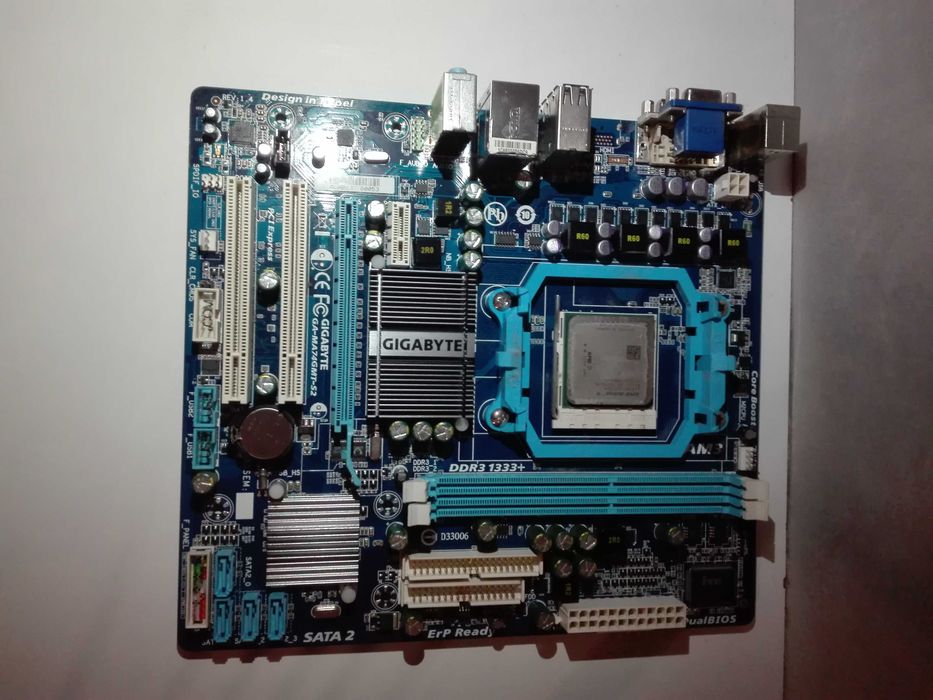 Gigabyte GA-MA74GMT-S2 sAM3