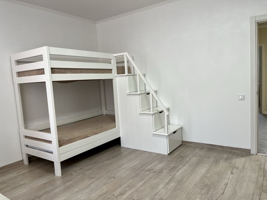 Дворівневе ліжко б/у