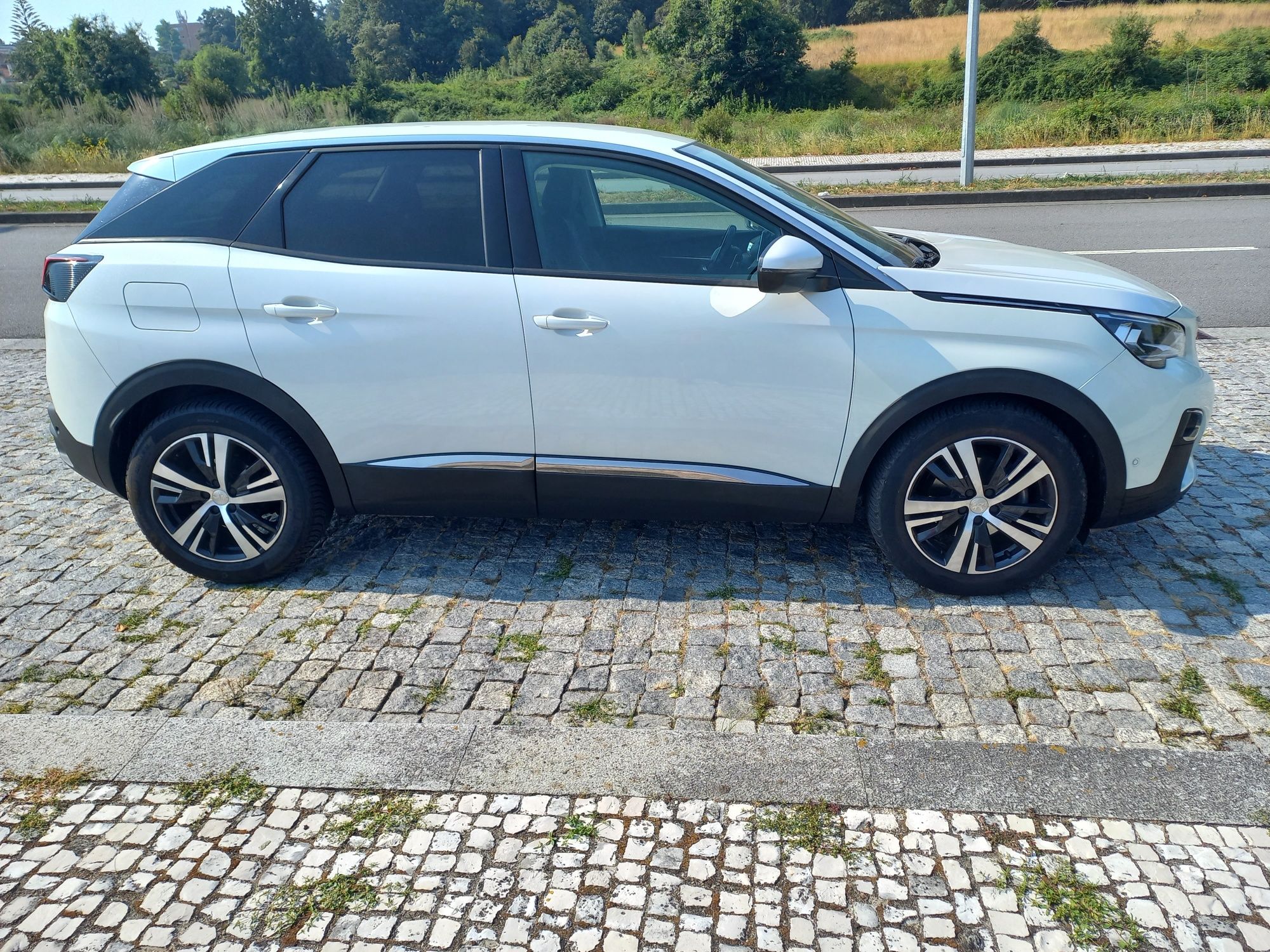 Peugeot 3008 Allure 1.6 hdi crossway de 2017