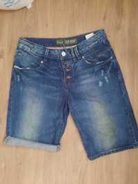 Жіночі джинсові шорти-бермуди