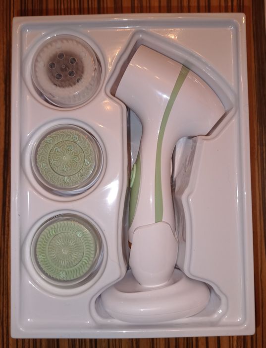 Масажер для обличчя