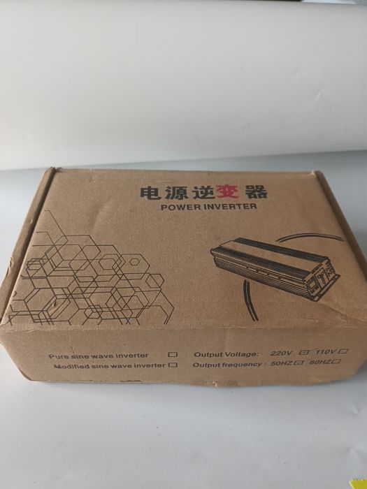 Przetwornica 12v 230 v 1600 w czysty sinus