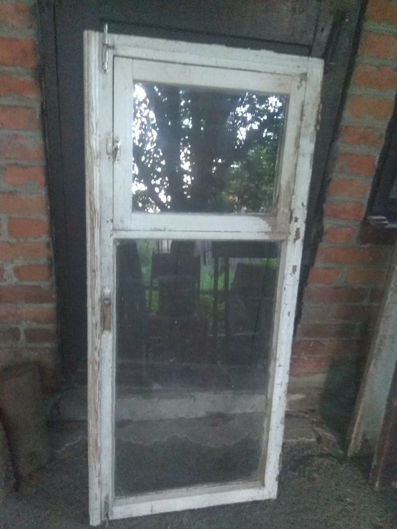Рама оконная стеклянная