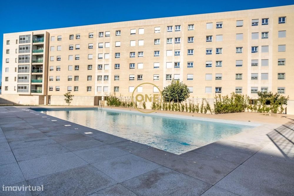 Apartamento T3 em Condomínio Fechado