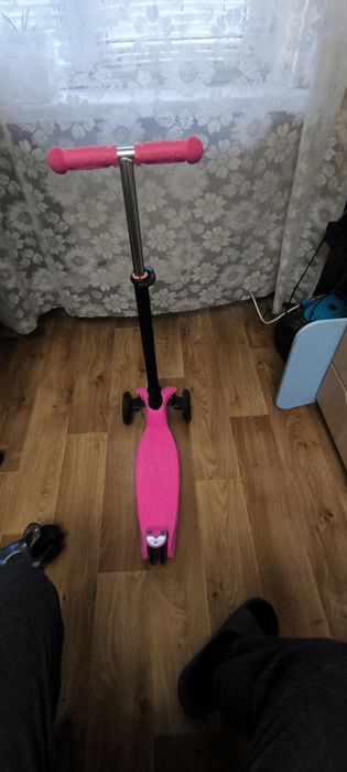 Продам самокаты 2 штуки