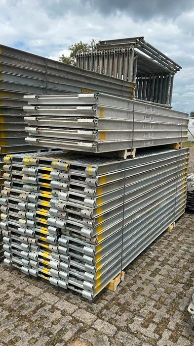 Andaime Hünnebeck Bosta 70 – 396m² – Importado – Bom Estado