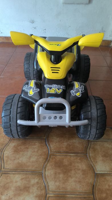 Moto quatro de criança