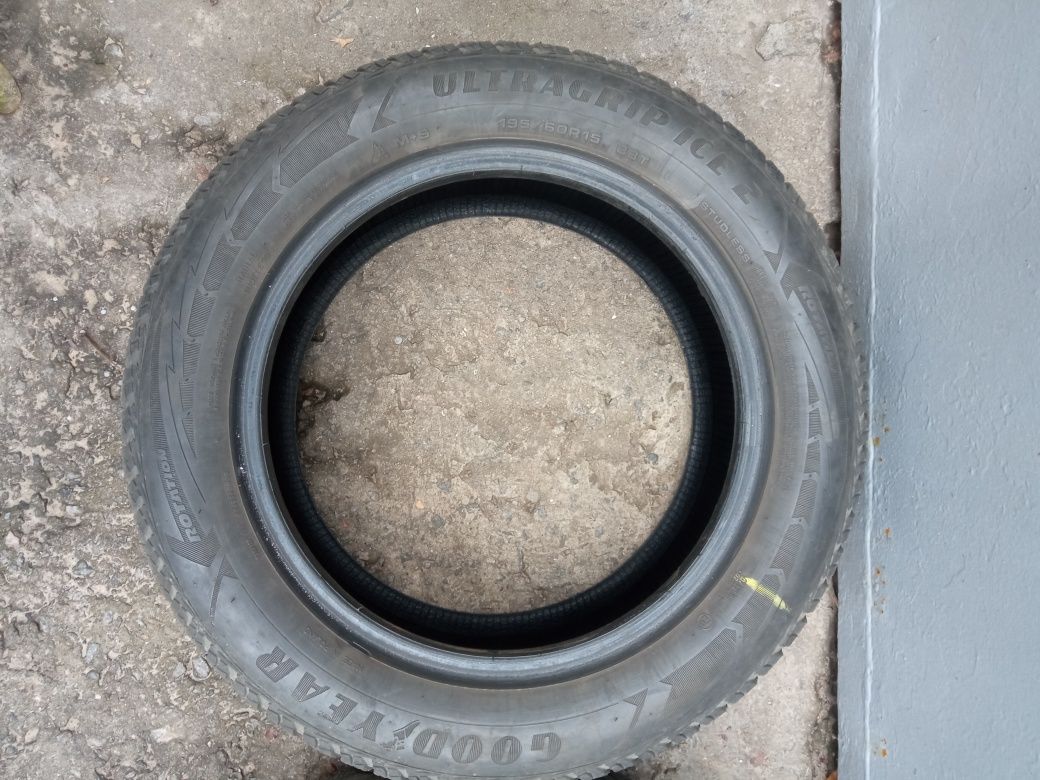 Шины Good year 195/60 R 15 зима , 4 штуки