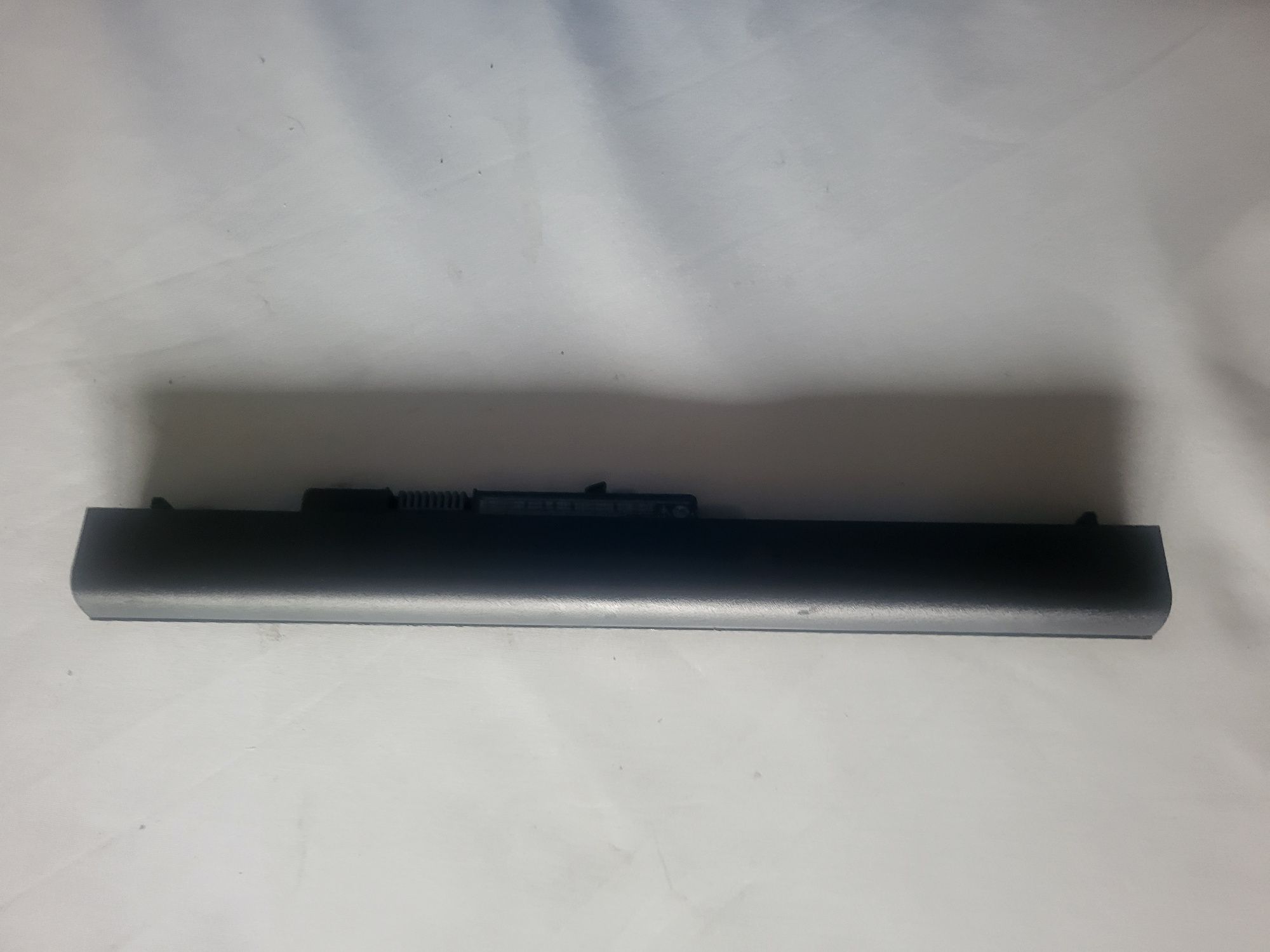 Sprzedam orginalną baterię do laptopa HP 250 G2 (Nietestowana)