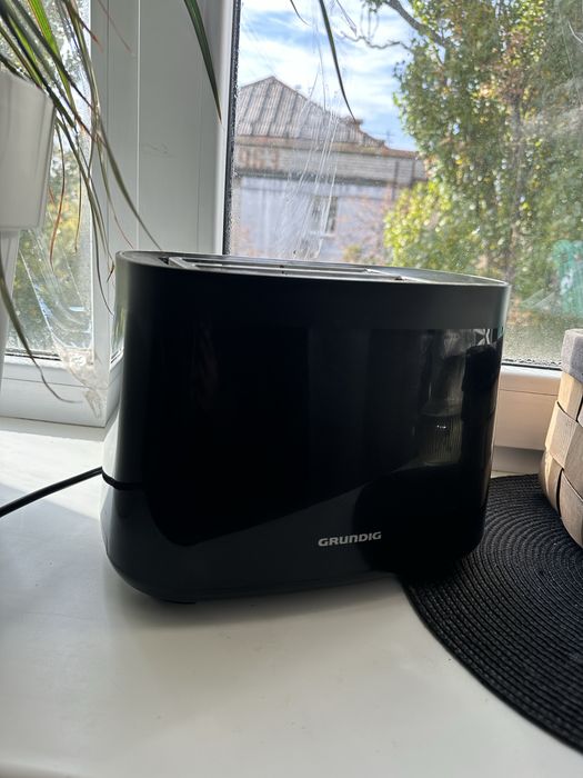 Тостер Grundic в нарномк стані