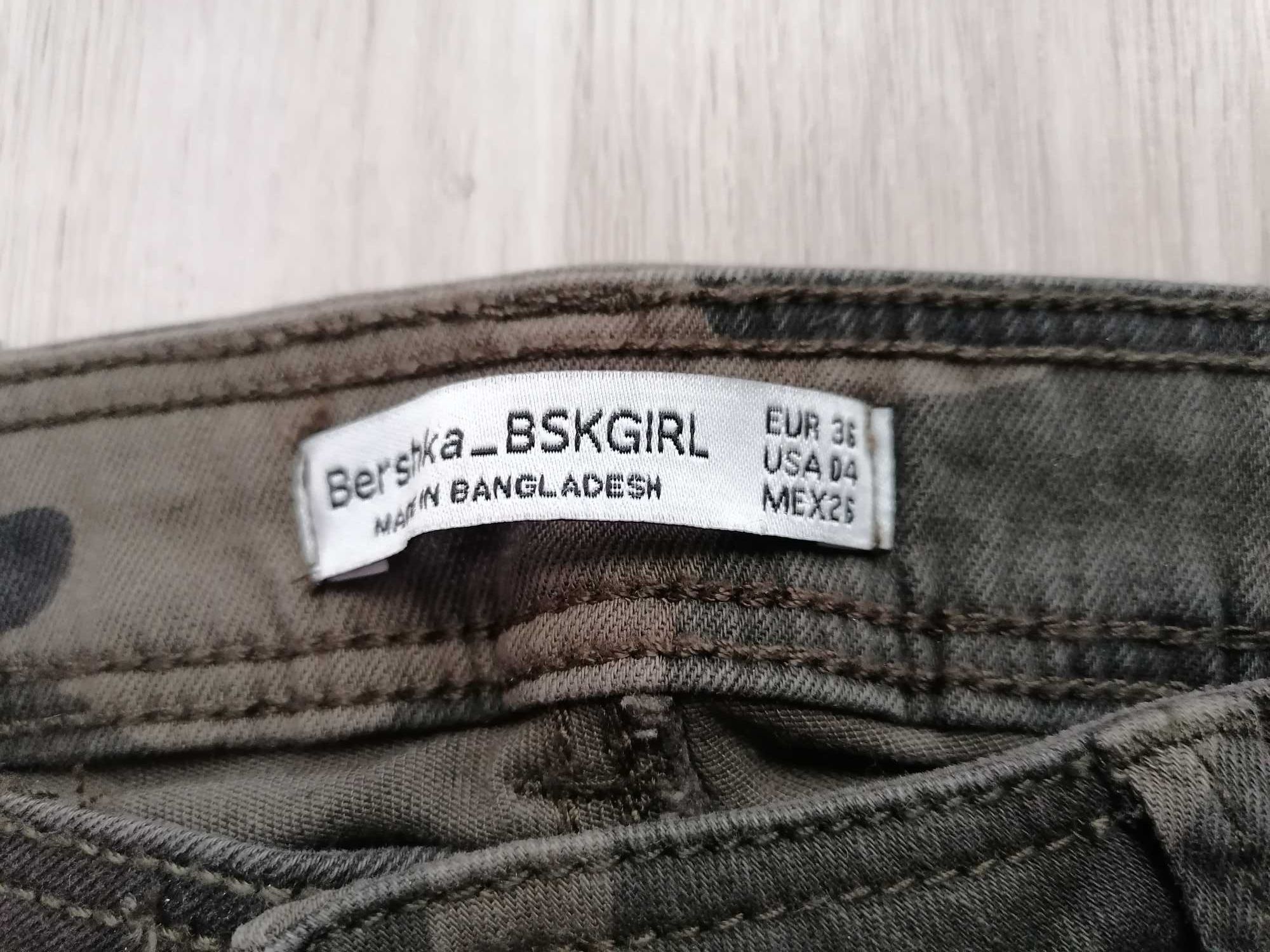 Bershka damskie jeansy moro nowe r.36