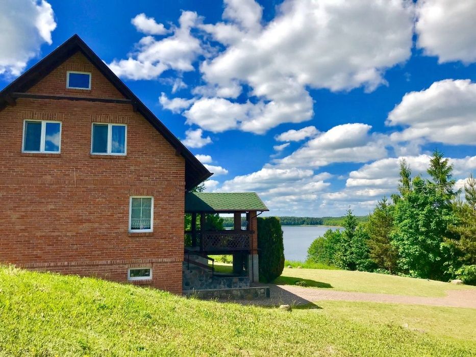 Dom z dojściem do jeziora Hartowiec, plaża, pomost, Wakacje Mazury