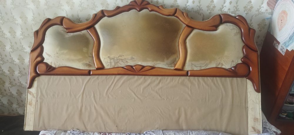 Изголівья (спинка)до ліжка