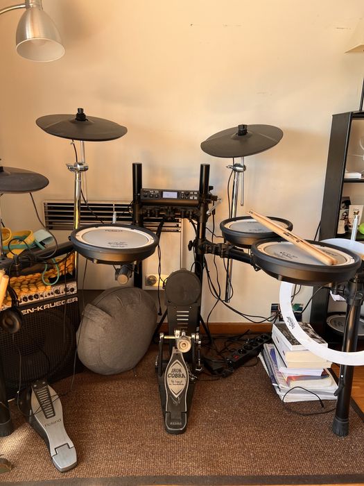 Roland TD-4 Bateria Eletronica